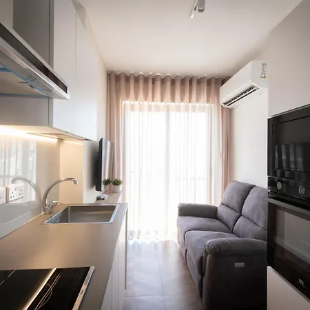 דירה Electra - Duplex Penthouse Marsalforn